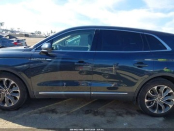 Lincoln 2023 Lincoln Nautilus Reserve 2023 2.0 Benzyna 250KM, zdjęcie 2