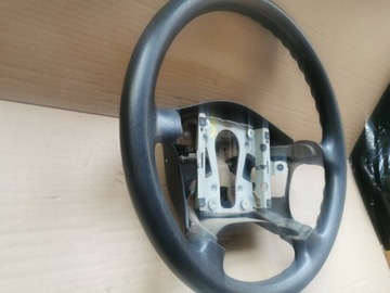 MITSUBISHI CARISMA VOLANT MOC DOBRÝ STAV