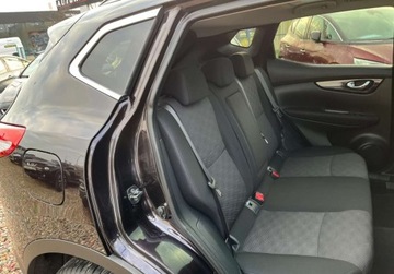 Nissan Qashqai II Crossover 1.6 dCi 130KM 2016 Nissan Qashqai panorama, kamera cofania, nawigacja 1.6 Diesel 130KM, zdjęcie 30
