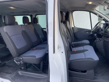 Opel Vivaro B Kombi Extra Long H1 2,9t 1.6 BiTurbo 125KM 2018 Opel Vivaro niepełnosprawnych rampa, zdjęcie 11