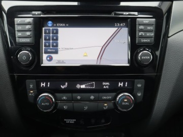 Nissan Qashqai II Crossover 1.2 DIG-T 115KM 2017 Nissan Qashqai 1.2 DIG-T, Automat, Navi, Klima, zdjęcie 11