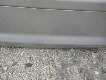 AUDI A3 8P 3D DVEŘE PRAVÉ LY7H