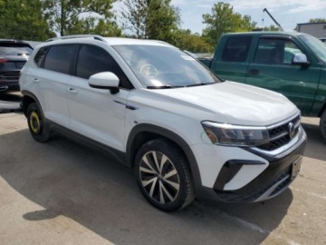 Volkswagen 2022 Volkswagen Inny Taos Se 2022 1.5l 1.5 Benzyna 158KM, zdjęcie 4