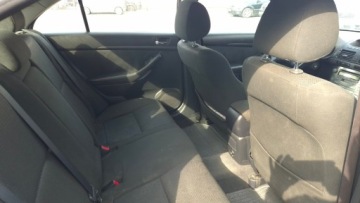 Toyota Avensis II Sedan 2.0 VVT-i 147KM 2006 Toyota Avensis Ozarow Mazowiecki 2.0 benzyna 2006 rok ALUFELGI, zdjęcie 8