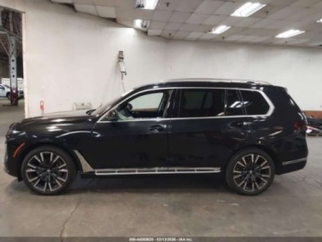 BMW X7 2025 BMW X7 2025 BMW X7 XDRIVE40I 3.0 Benzyna 375KM, zdjęcie 12