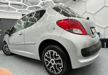 Peugeot 207 Hatchback 5d 1.4 75KM 2010 Peugeot 207 1,4 benzyna 1 wlasciciel 100 bezwypadkowy 1.4 Benzyna, zdjęcie 15