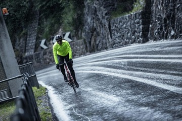 Rogelli DISTANCE - мужской дождевик