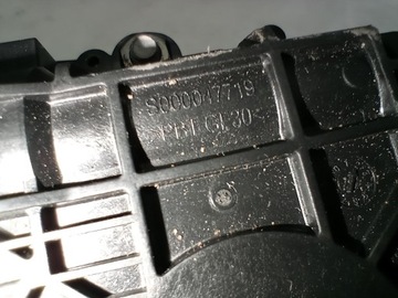 MERCEDES TŘÍDA C W205 VZPĚRA/TLAKOVAČ MECHANIZMUS KRYT ZADNÍ 0390204124 EVROPA