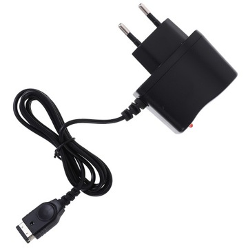 ŁADOWARKA PODRÓŻNA DO GAMEBOY ADVANCE SP Z WTYCZKĄ EU (CZARNY)