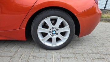BMW Seria 1 F20-F21 Hatchback 5d 118i 170KM 2012 BMW Seria 1 Rudy niemiec z eM Pakietem 1.6 Benzyna 170KM, zdjęcie 22