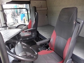 КОМПЛЕКТ КАБИНЫ RENAULT MAGNUM 460 DXI LIFT VEGA. 2010 год