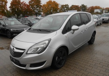 Opel Meriva II Mikrovan Facelifting 1.4 Turbo ECOTEC 140KM 2016 Opel Meriva Opel Meriva B 1.4 Benzyna 140 KM 1.4 Benzyna 140KM