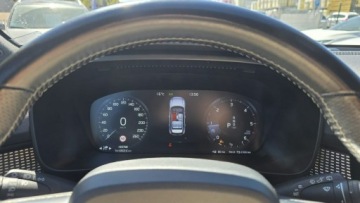 Volvo XC40 Crossover 2.0 D4 190KM 2020 Volvo XC 40 biała perła R design AWD, zdjęcie 9