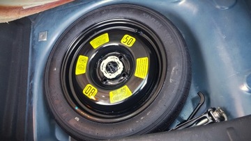 Citroen C3 II Hatchback facelifting 1.6 e-HDi 92KM 2015 CITROEN C3 II 1.6 HDi 92 KM z Niemiec Klima Navi, zdjęcie 23