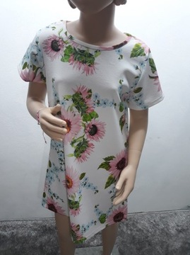 Красивая туника с цветами, 5-6 лет.