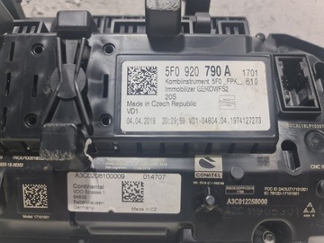 PŘÍSTROJOVÁ DESKA BUDÍKY SEAT LEON ATECA 5F0920790A