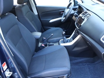 Suzuki SX4 II S-cross Facelifting 1.0 BOOSTERJET 110KM 2017 Suzuki SX4 S-Cross 1.0 BoosterJet, Salon Polska, zdjęcie 8