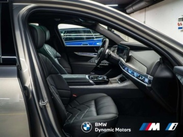 BMW Seria 7 G70 Sedan 3.0 40d 299KM 2025 BMW Seria 7 40d xDrive 299 KM mHEV - BowersWilkins Diamond - Hak Holowniczy, zdjęcie 20