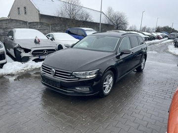 Volkswagen Passat B8 Variant Facelifting 2.0 TDI SCR 150KM 2020 Volkswagen Passat Variant Auto. Kamery360 Webasto