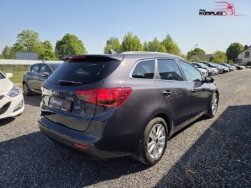Kia Ceed II Kombi Facelifting 1.6 GDI 135KM 2017 Kia Ceed 1.6 Benzyna 135KM Automat Led Navi Kamera Cofania Serwis ASO Gwar, zdjęcie 4