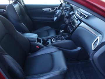 Nissan Qashqai II Crossover Facelifting 1.3 DIG-T  160KM 2018 Nissan Qashqai 1.3 DIG-T, Serwis ASO, Automat, zdjęcie 8