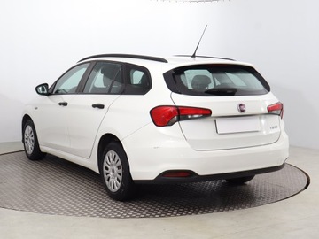 Fiat Tipo II Station Wagon 1.4 95KM 2017 Fiat Tipo 1.4 16V, Salon Polska, Klima, zdjęcie 3