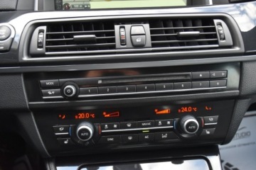 BMW Seria 5 F10-F11 Touring 520d 190KM 2014 BMW Seria 5 Head-Up Wirtual-Licznik NaviKameraSkoraPamiecPanoramaX Drive, zdjęcie 17