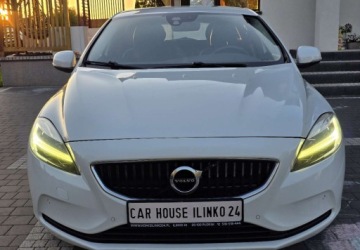 Volvo V40 II Hatchback Facelifting 2.0 D2 120KM 2016 Volvo V40 VOLVO V40 2.0D FULL LED ALU NAVI 2.0 Diesel 120KM, zdjęcie 1