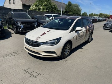 Opel Astra K Hatchback 5d 1.6 CDTI 95KM 2018 Opel Astra Climatronic Oryginalny przebieg