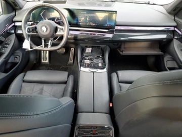 BMW Seria 5 G90-91 2024 BMW Seria 5 540 xi, 2024r., 4x4, 3.0L 3.0 Benzyna 375KM, zdjęcie 6