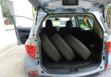 Toyota Verso-S 1.33 Dual VVT-i 99KM 2011 Toyota Verso S czyli YARIS z bagaznikiem. Niezawodny i praktyczny 1.3 99KM, zdjęcie 12