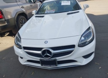 Mercedes SLC 2017 Mercedes-Benz SLC SLC 300, od ubezpieczalni 2.0 Benzyna 241KM, zdjęcie 2