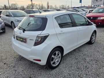 Toyota Yaris III Hatchback 5d Facelifting 1.0 VVT-i 69KM 2014 Toyota Yaris 1.0 69Ps 5Drz Biala Klimatyzacja Elektryka Alu Piekna Gwaranc, zdjęcie 28