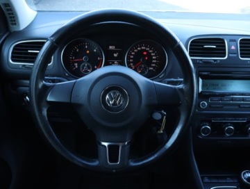 Volkswagen Golf VI Hatchback 5d 1.6 TDI-CR DPF 105KM 2009 VW Golf 1.6 TDI, Salon Polska, Klima, Klimatronic, zdjęcie 16