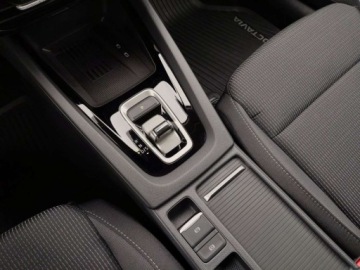 Skoda Octavia IV Liftback 1.5 TSI EVO 150KM 2024 Skoda Octavia 1.5TSI M-HEV 150KM Selection SalonPL ASO Virtual Matrix Kess, zdjęcie 27