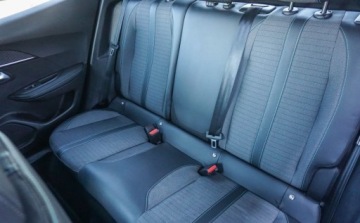 Peugeot 2008 II SUV 1.2 PureTech 130KM 2021 Peugeot 2008 Peugeot 2008 Allure Pack 1.2 130km 1.2 Benzyna 130KM, zdjęcie 28