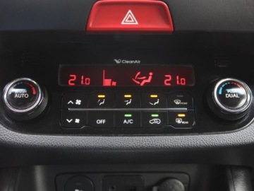 Kia Sportage III SUV 2.0 DOHC 163KM 2011 Kia Sportage 2.0 CVVT, Salon Polska, Serwis ASO, zdjęcie 15