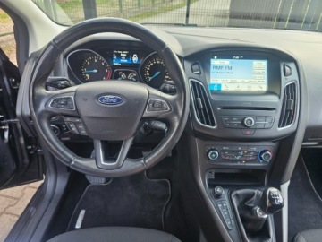 Ford Focus III Kombi Facelifting 1.5 TDCi 120KM 2017 Ford Focus navi grz. fotele grz. kierownica ALU 18 2x kola 1.5, zdjęcie 13