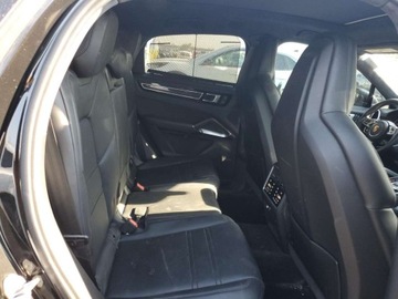 Porsche Cayenne III 2023 Porsche Cayenne Turbo S E Hybrid Coupe 2023 4.0l 4.0 Hybryda 670KM, zdjęcie 10