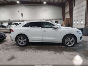 Audi Q8 2022 Audi Q8 Premium Plus 55 Tfsi Quattro Tiptronic 2022 3.0 Benzyna 335KM, zdjęcie 6