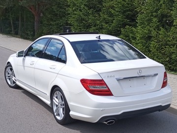 Mercedes Klasa C W205 2013 Automat Biała Perła Skóra Kamera Pakiet AMG Lift, zdjęcie 9