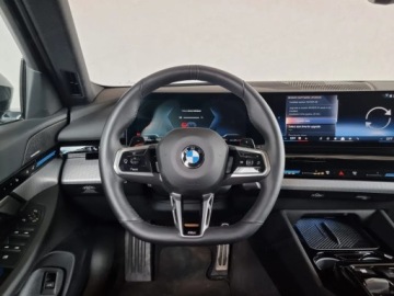 BMW Seria 5 G90-91 Touring 2.0 520d 197KM 2024 BMW Seria 5 Touring 520d Sport Combi 2.0 (197KM) 2024, zdjęcie 6