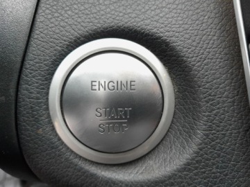 Mercedes GLC C253 SUV 2.1 220 d 170KM 2018 Mercedes-Benz GLC 220 AMG Line/4-MATIC/Kamera 360°, zdjęcie 27