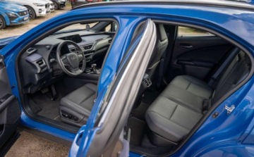 Lexus UX Crossover 250h 184KM 2021 Lexus UX Lexus UX 250 Hybrid AWD 184KM 2.0 Hybryda 184KM, zdjęcie 12
