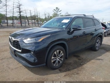 Toyota Highlander III 2023 Toyota Highlander XLE 2023 2.4l 2.4 Benzyna 265KM, zdjęcie 1