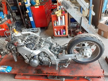 Yamaha FJR 1300 2011 г. запчасти