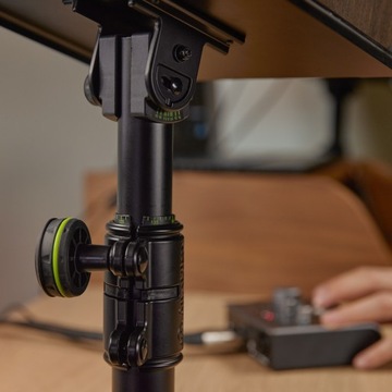 Штатив Gravity SP 3102 TM для студийных мониторов