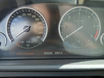 BMW Seria 5 F10-F11 Gran Turismo 530d 245KM 2011 BMW 530 xDrive GT, zdjęcie 20