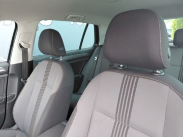 Volkswagen Golf VII Hatchback 3d 2.0 TDI BlueMotion Technology 150KM 2016 Volkswagen Golf Allstar Navi Klimatronik Radar LED 2xPDC 2.0 Diesel 150KM, zdjęcie 11