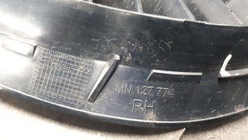 MN127774 MASKA MŘÍŽKA PRAVÝ PŘEDNÍ MITSUBISHI COLT VI